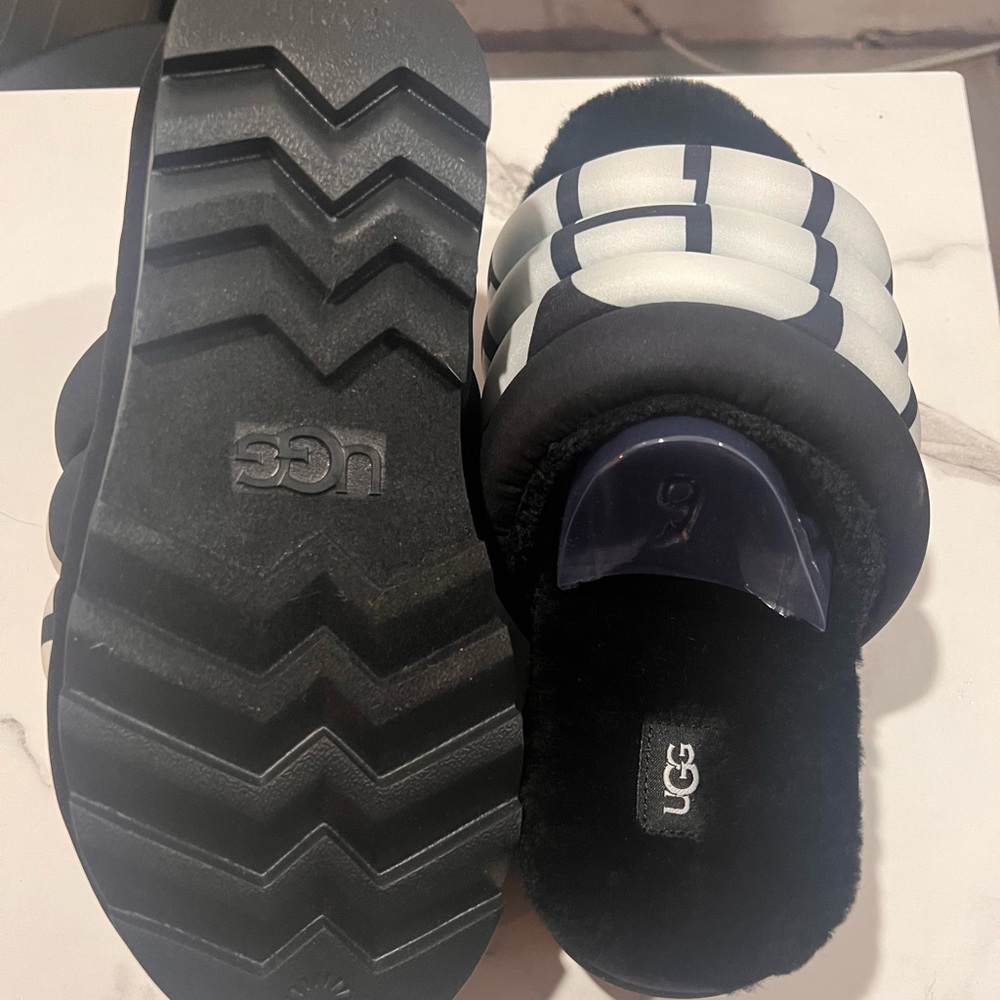 Brand New UGG slippers